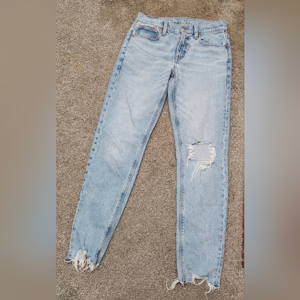 American Eagle Outfitters Light Blue Ripped Skinny Jeans